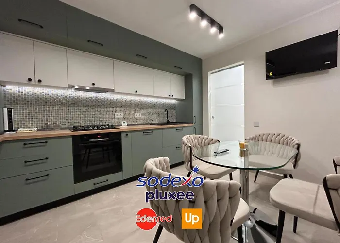 Hermann Central Apartment